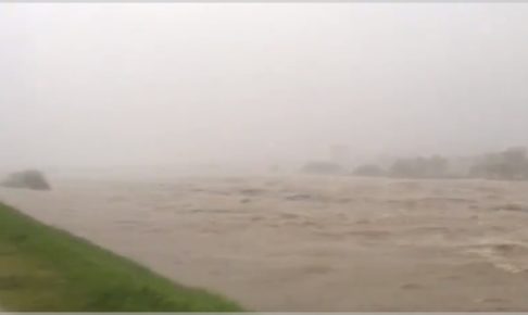 多摩川氾濫動画＆画像